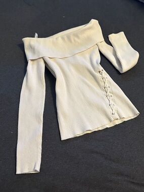 Guess Ivory Ribbed Off-Shoulder Cotton Blend Knit Top Size M EUC